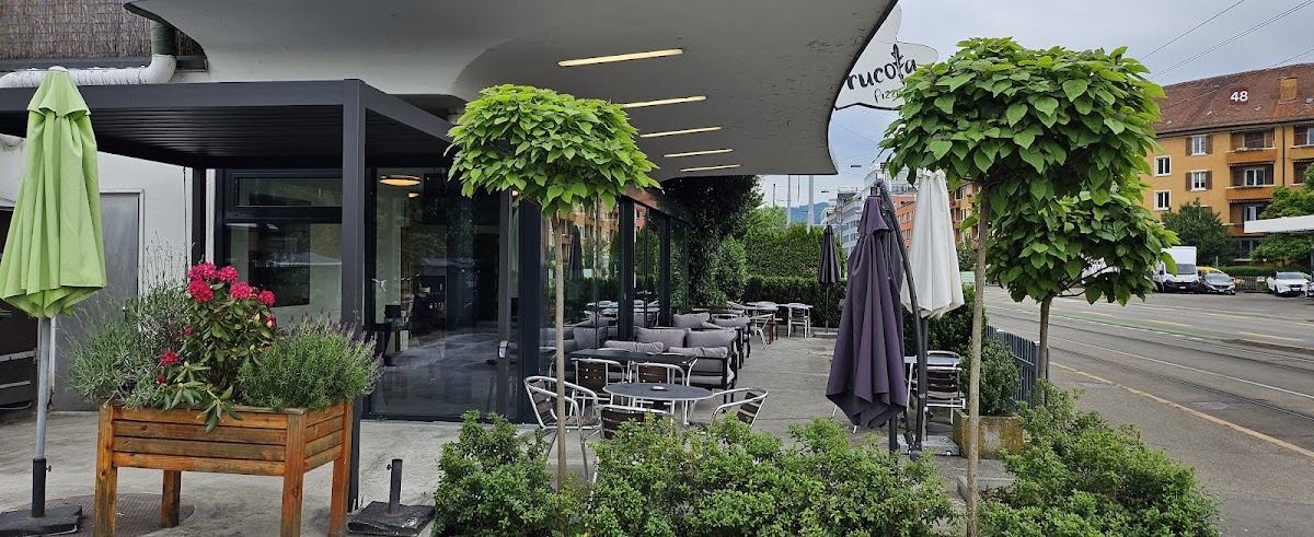 Pizzeria & Pizzakurier Rucola Photos 2